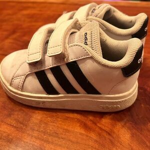 Toddler adidas sneakers 6T